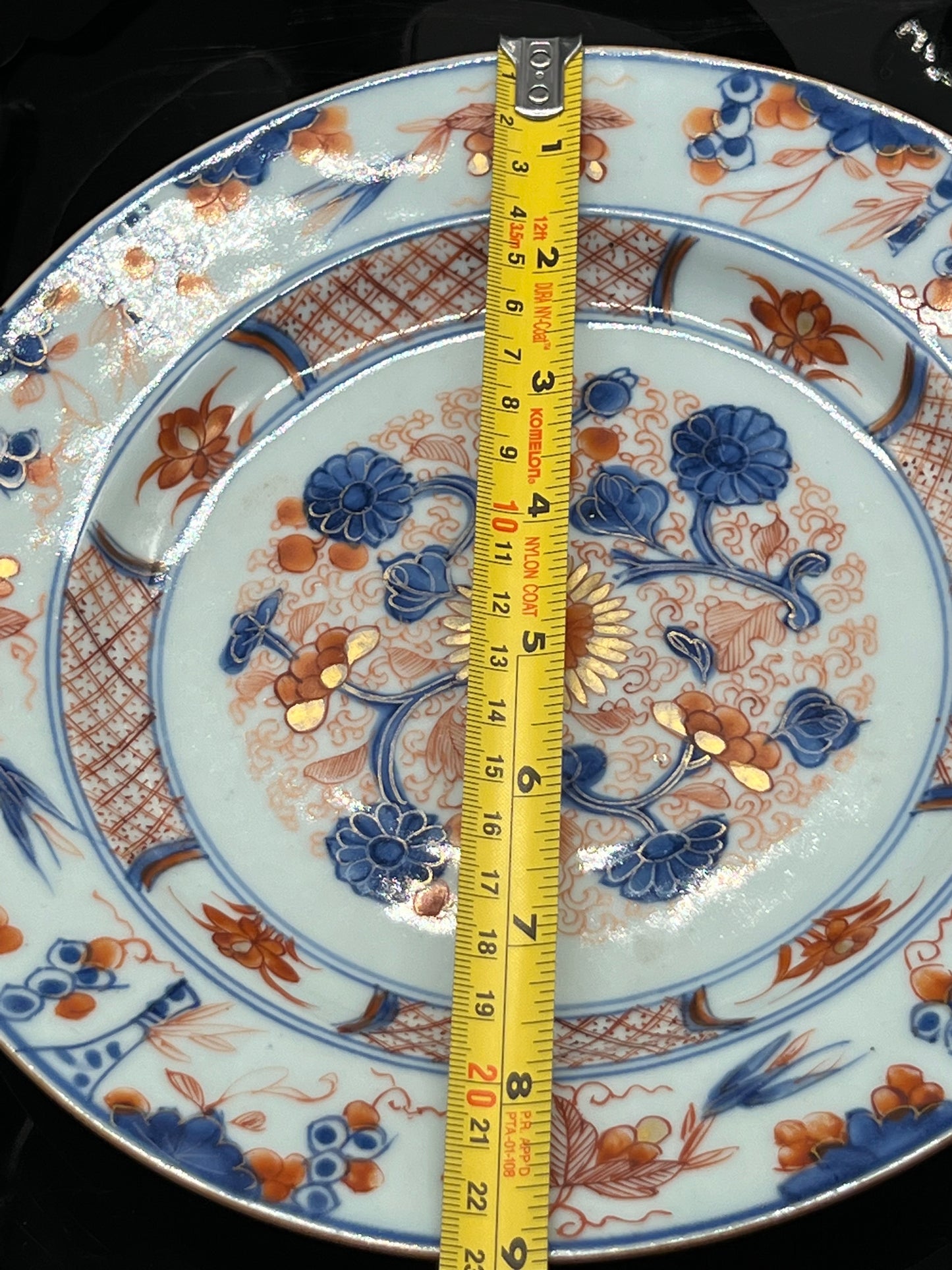 A Pair of Antique 18th Qing Chinese Export Kangxi Imari Porcelain Plates 9”